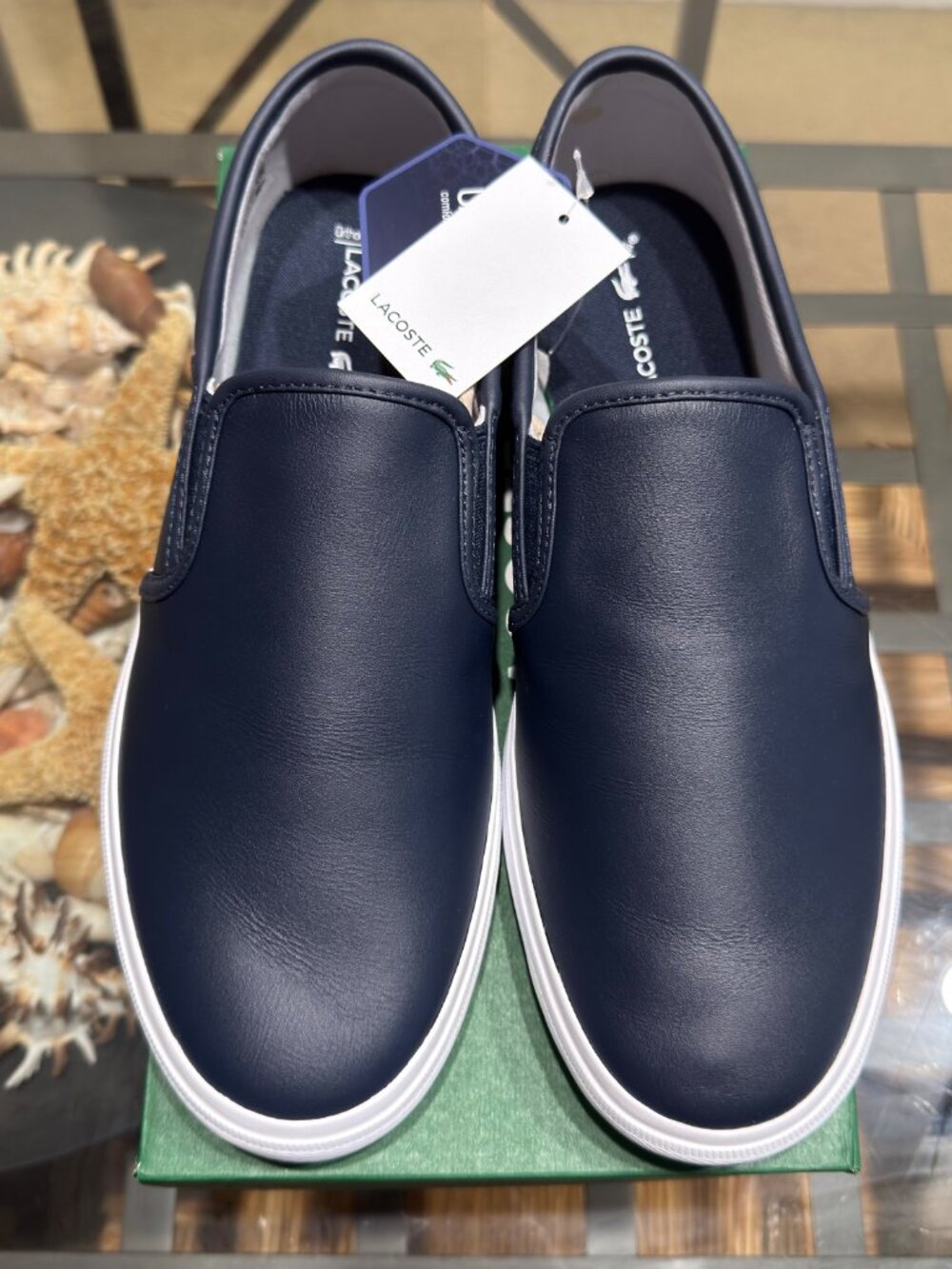 Lacoste Tatalya Mens 9.5 Navy & White Leather Slip on Sneaker Shoe NIB